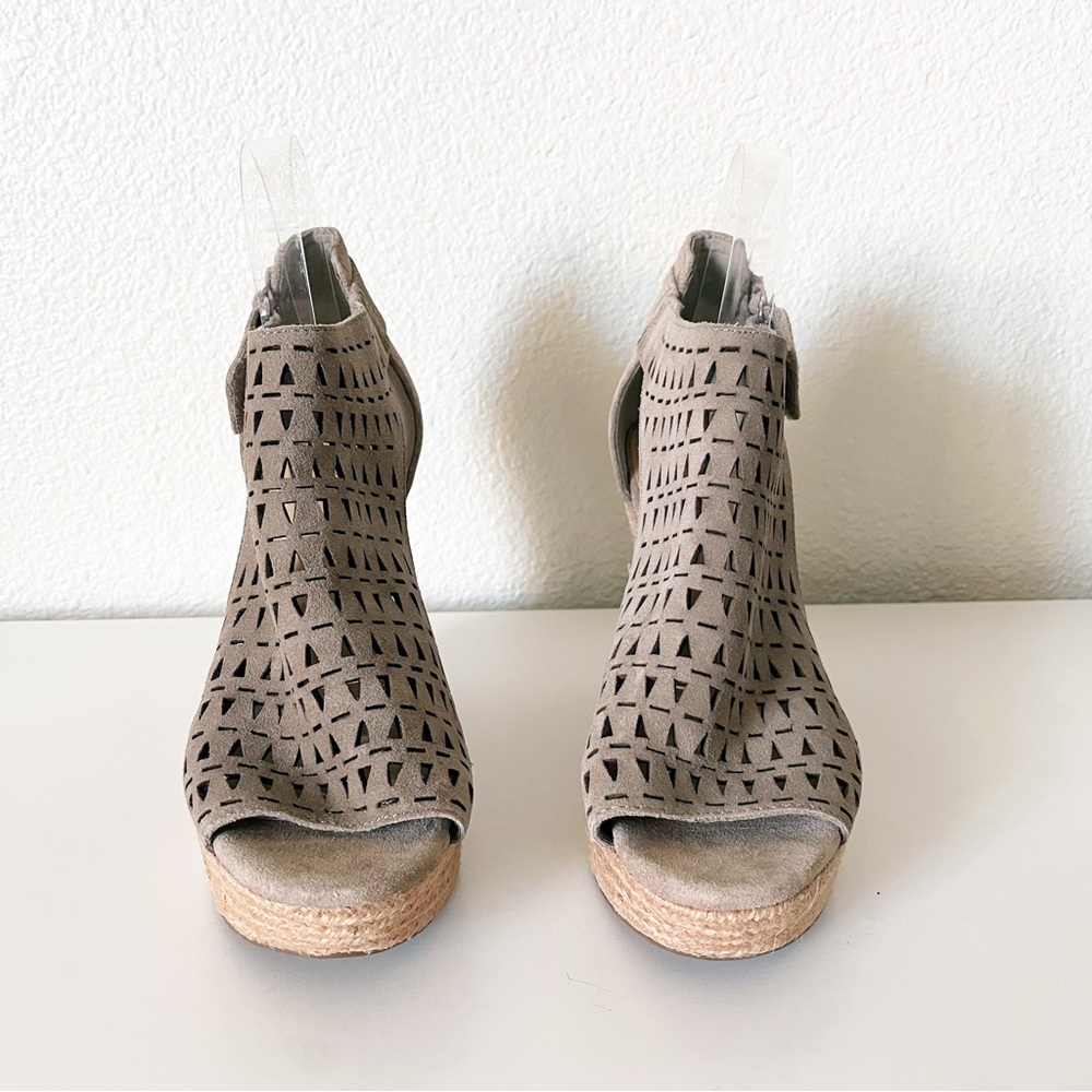 Marc Fisher Helina Jute Espadrille Platform Wedges Taupe  Size 8 - Picture 2 of 9